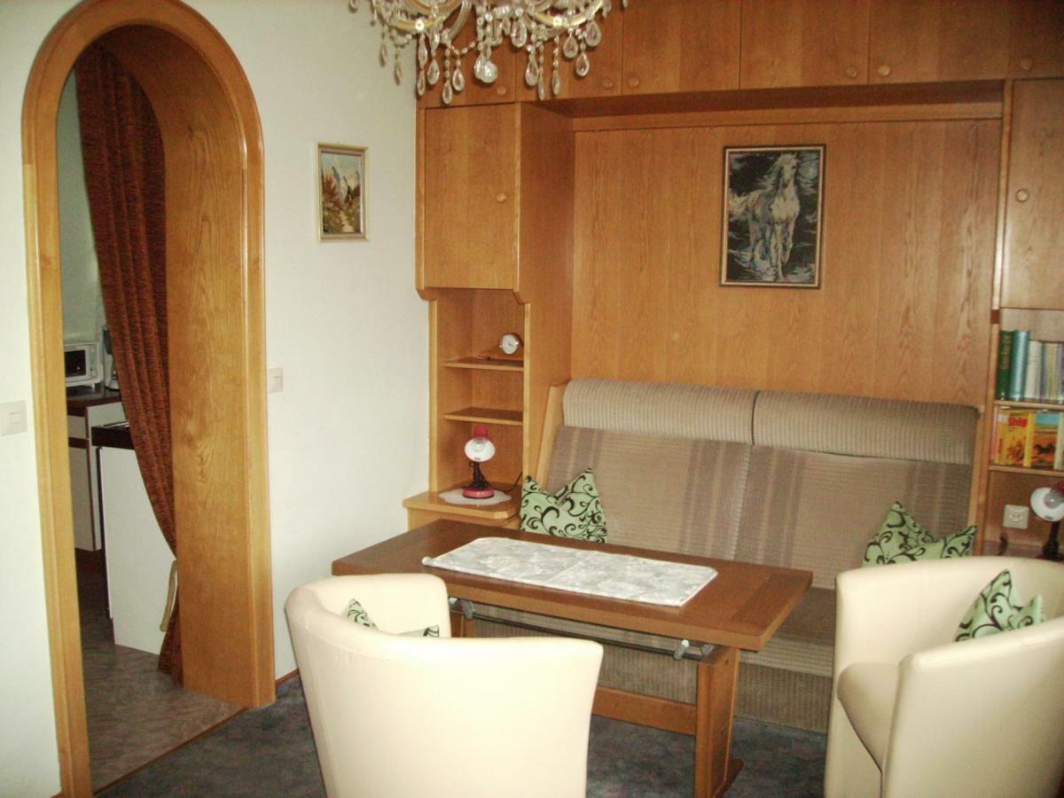 Gaestehaus Kratzer เวอร์เกน ภายนอก รูปภาพ